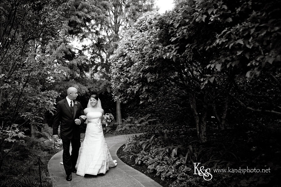 Mark and Jamie's Wedding at the Dallas Arboretum | Dallas Wedding Photographers Mark and Jamie's Wedding at the Dallas Arboretum | Dallas Wedding Photographers