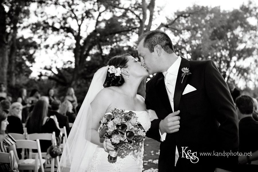 Mark and Jamie's Wedding at the Dallas Arboretum | Dallas Wedding Photographers Mark and Jamie's Wedding at the Dallas Arboretum | Dallas Wedding Photographers