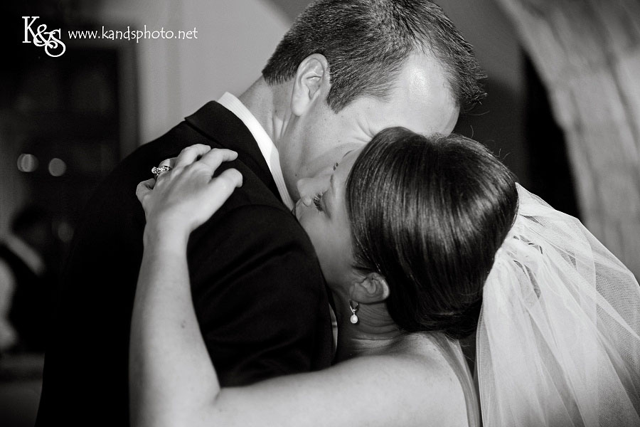 Mark and Jamie's Wedding at the Dallas Arboretum | Dallas Wedding Photographers Mark and Jamie's Wedding at the Dallas Arboretum | Dallas Wedding Photographers