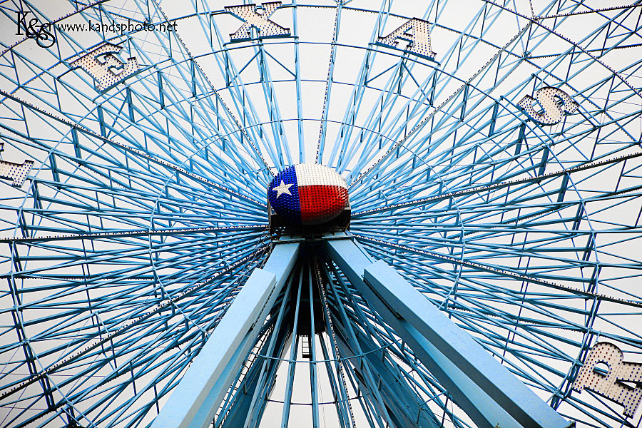 Eric and Randi's Wedding Portraits at the Texas State Fair | Dallas Wedding Photographers Eric and Randi's Wedding Portraits at the Texas State Fair | Dallas Wedding Photographers