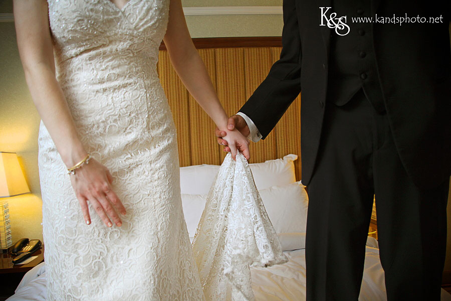 Dallas Wedding Photographers, K & S Photography, photographed Chris and Chelsea- Dallas Wedding at the Filter Building