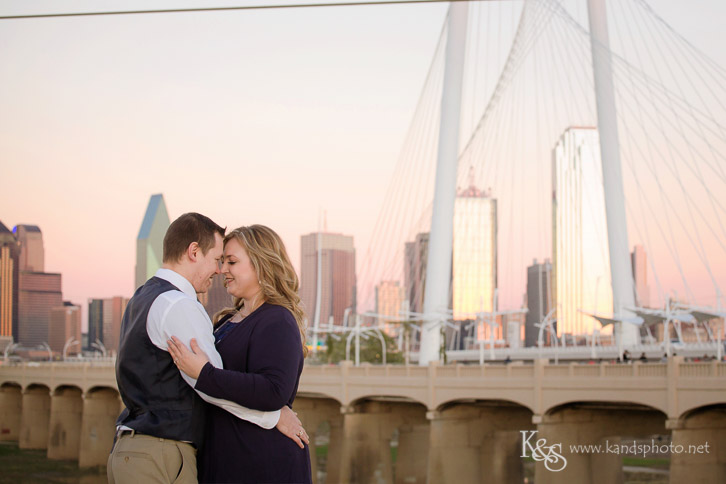downtown dallas engagement phtoographers