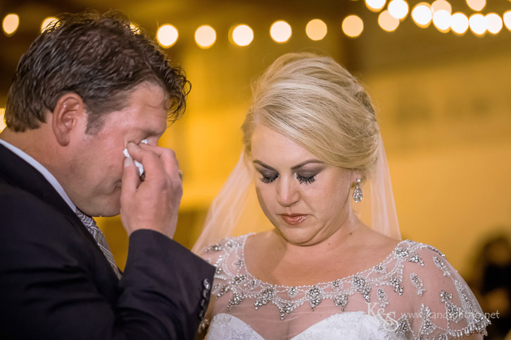 dallas rustic wedding at 3R's Ranch