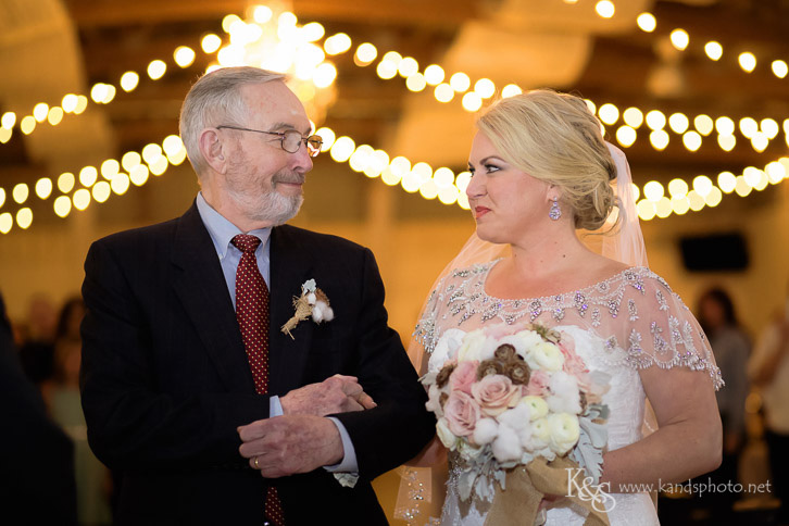 dallas rustic wedding at 3R's Ranch