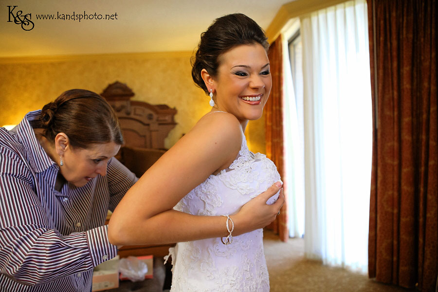 Stacy and Courtney - Wedding at St. Ann's Catholic Parish | Dallas Wedding Photographers