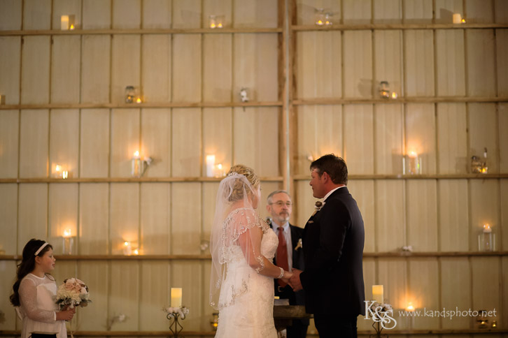 dallas rustic wedding at 3R's Ranch