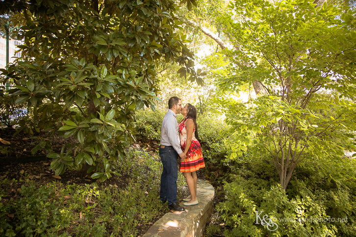 deep ellum engagement portraits-1