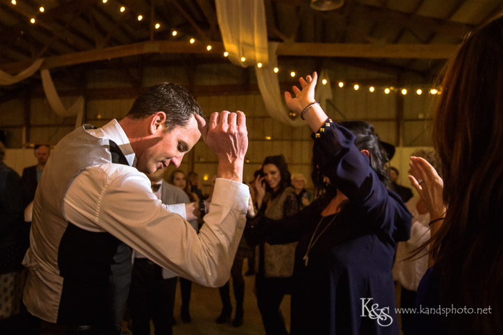 dallas rustic wedding at 3R's Ranch