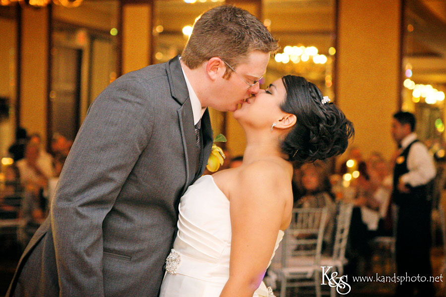 Richard and Anna's Wedding at Watermark Community Church | Dallas Wedding Photographers