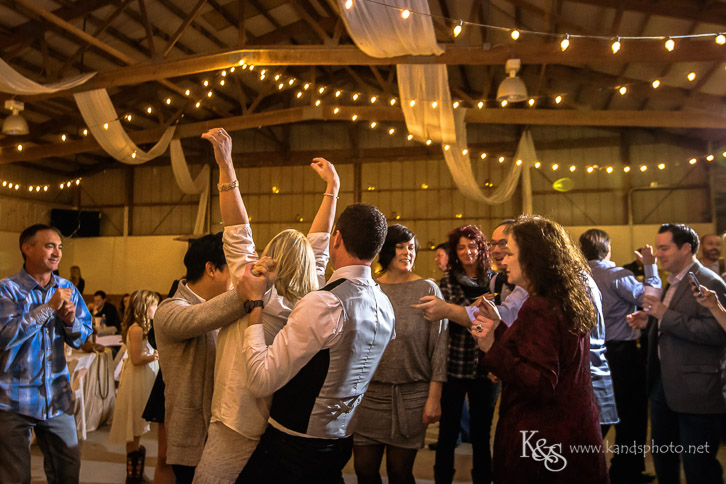 dallas rustic wedding at 3R's Ranch