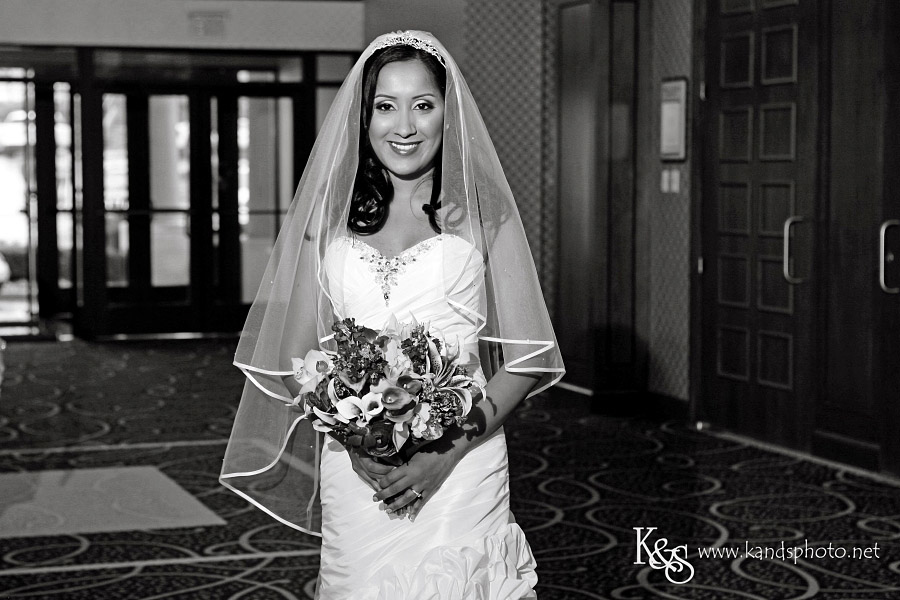 Dallas Wedding PHotographers | Finely and Seem's Wedding at Hilton Bella Harbor in Rockwall