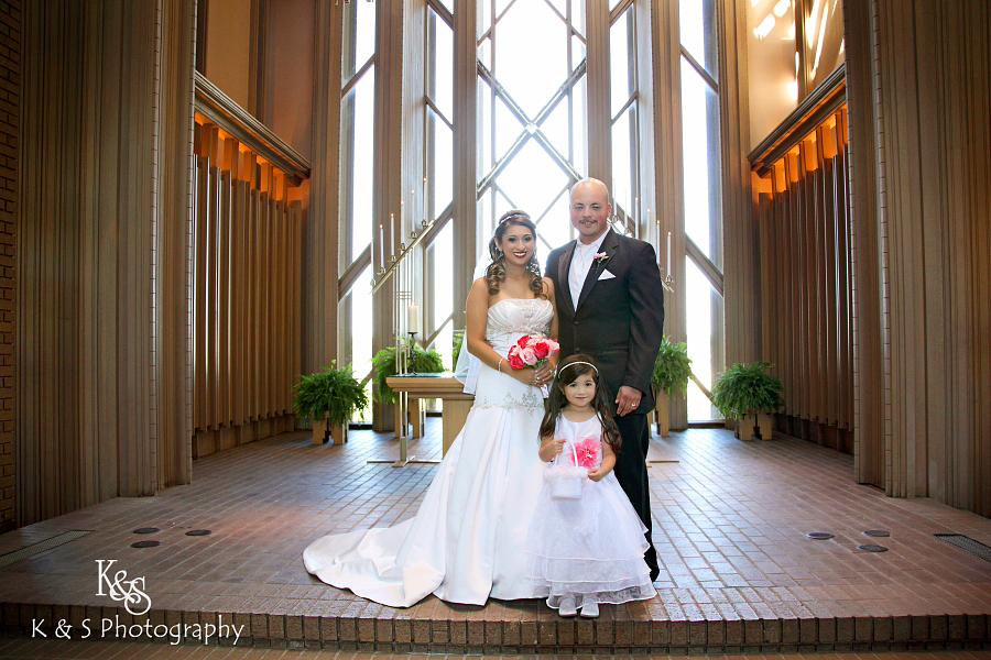 Tommy and Tammy's Fort Worth Wedding. Photographs by Dallas Wedding Photographers, K & S Photography