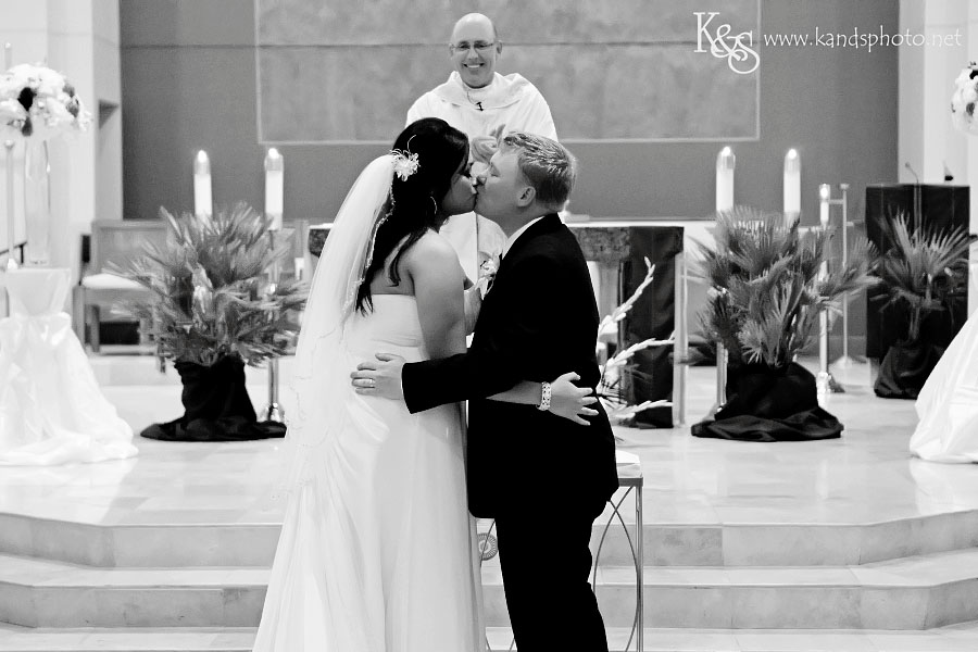Kevin and Connie: Wedding at Marc Events in Dallas