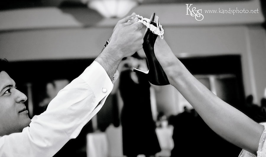 Stacy and Courtney: Wedding at St. Ann's Catholic Parish | Dallas Wedding Photographers