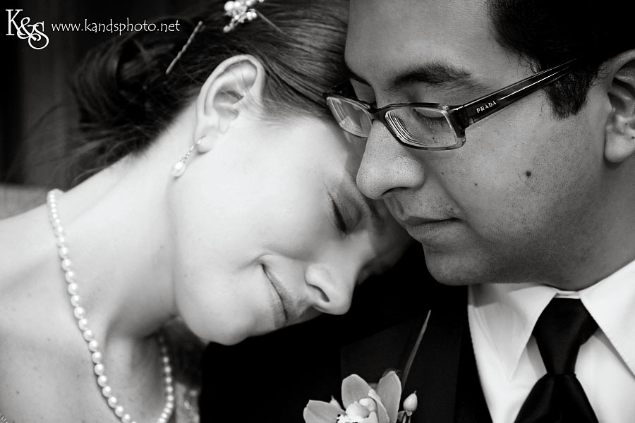 Dallas Wedding Photographers, K & S Photography, photographed Chris and Chelsea- Dallas Wedding at the Filter Building