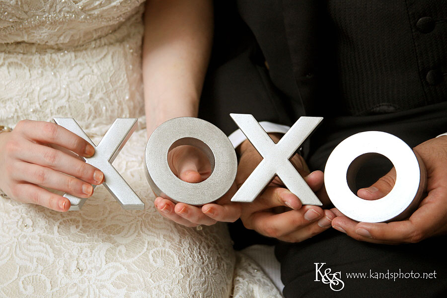 Dallas Wedding Photographers, K & S Photography, photographed Chris and Chelsea- Dallas Wedding at the Filter Building