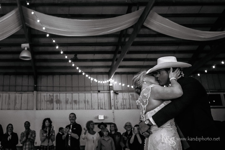 dallas rustic wedding at 3R's Ranch