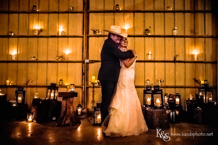 dallas rustic wedding at 3R's Ranch