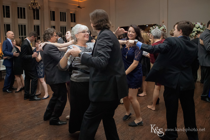 wedding at room on main dallas