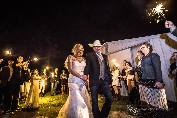 dallas rustic wedding at 3R's Ranch