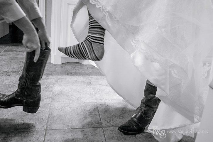 dallas rustic wedding at 3R's Ranch