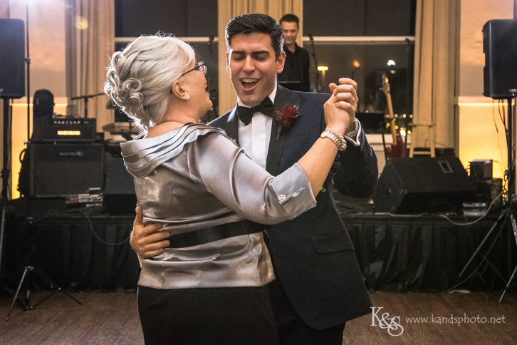 wedding at room on main dallas