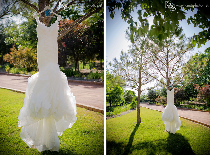 Clark Gardens Wedding in Weatherford by Dallas Wedding Photographers - K & S Photography