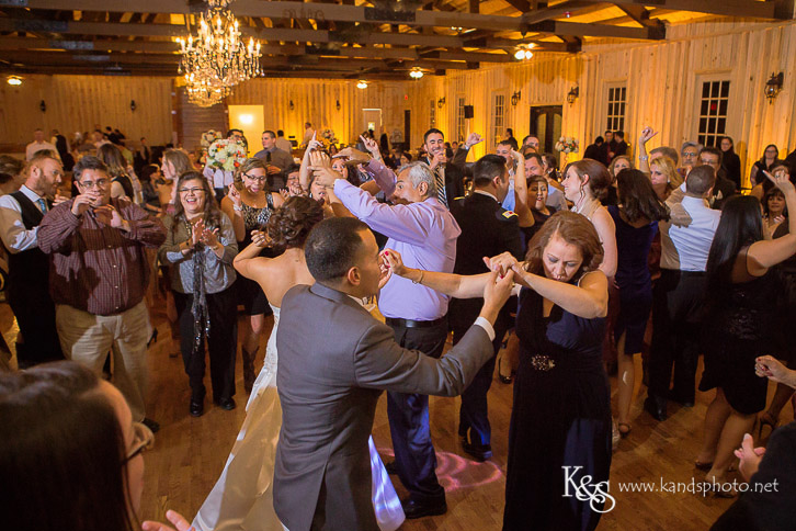 Hidden Springs Wedding by Dallas Wedding Photographers - K & S P