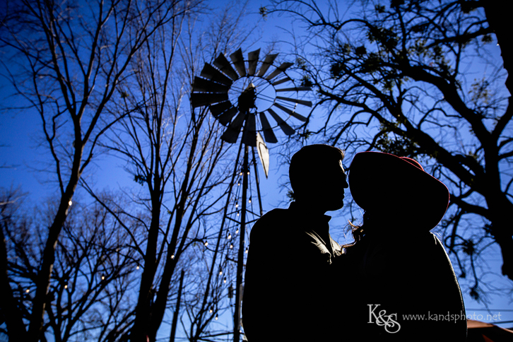 dallas truckyard engagement photograpy