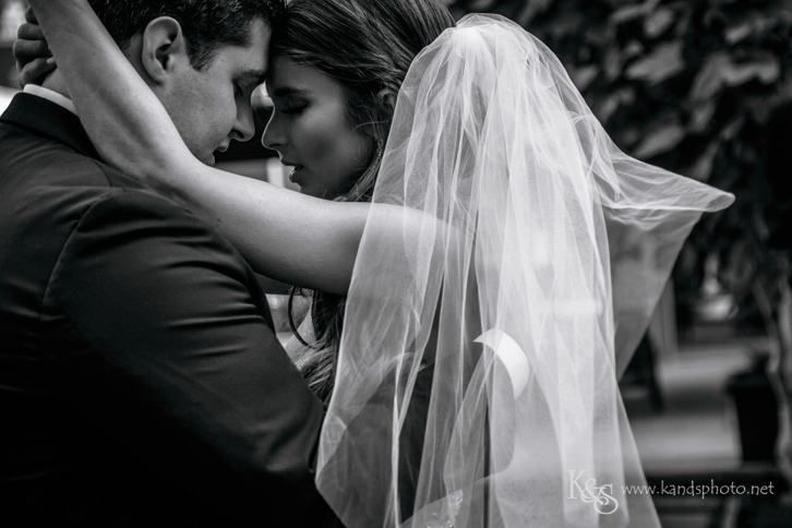 best candid dallas wedding photographer