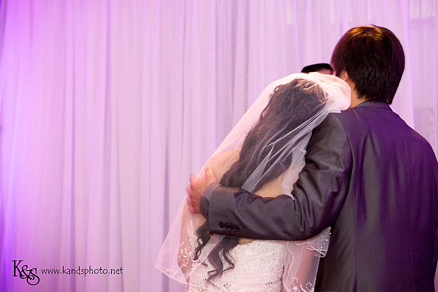 Dallas Wedding Photographers - Philip and Amy's Wedding at the W Hotel