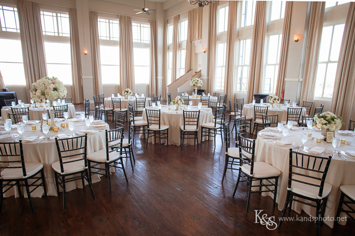 wedding at the room on main