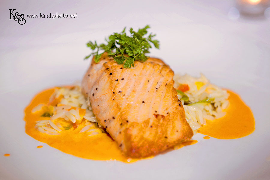 David and Sara's Wedding Rehearsal Dinner at Dakota's in Dallas |  Dallas Wedding Photographer