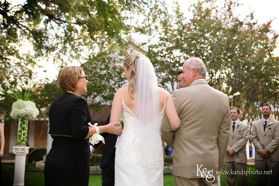 Richie and Jennifer's Wedding at Canyon Creek Country Club | Dallas Wedding Photographers
