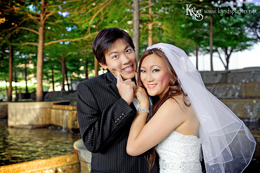 Dallas Wedding Photographers - Philip and Amy's Wedding Portrait Session