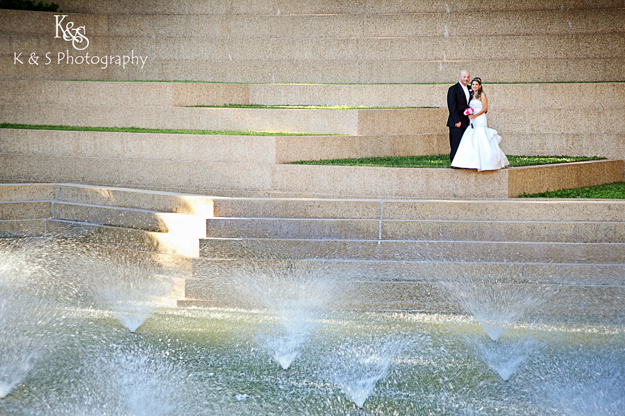 Tommy and Tammy's Fort Worth Wedding. Photographs by Dallas Wedding Photographers, K & S Photography