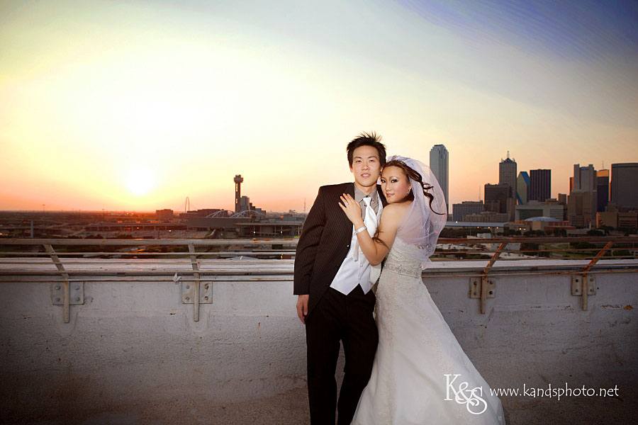 Dallas Wedding Photographers - Philip and Amy's Wedding Portrait Session