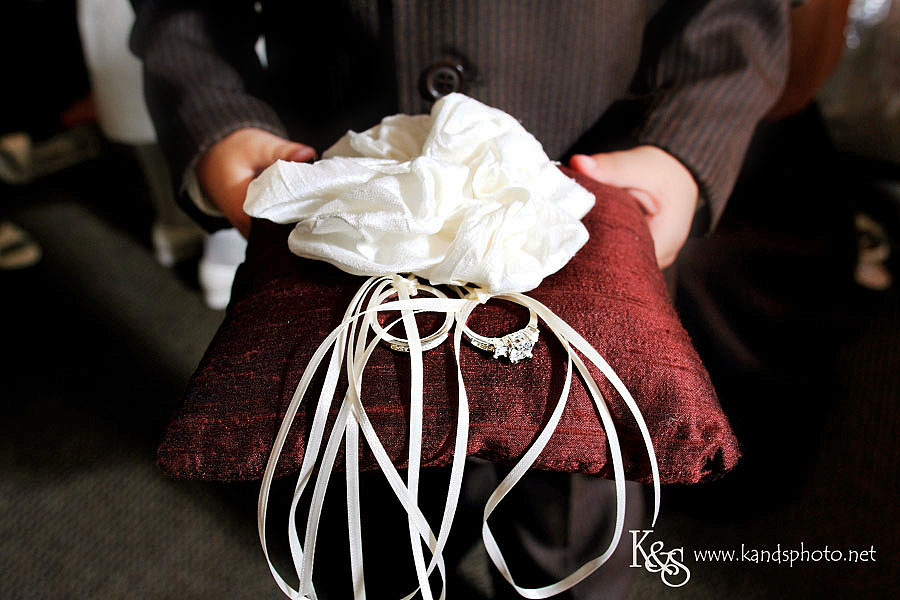 Dallas Wedding Photographers, K and S Photography. Adam and Stephanie - Dallas Wedding at St. Joseph's Catholic Church