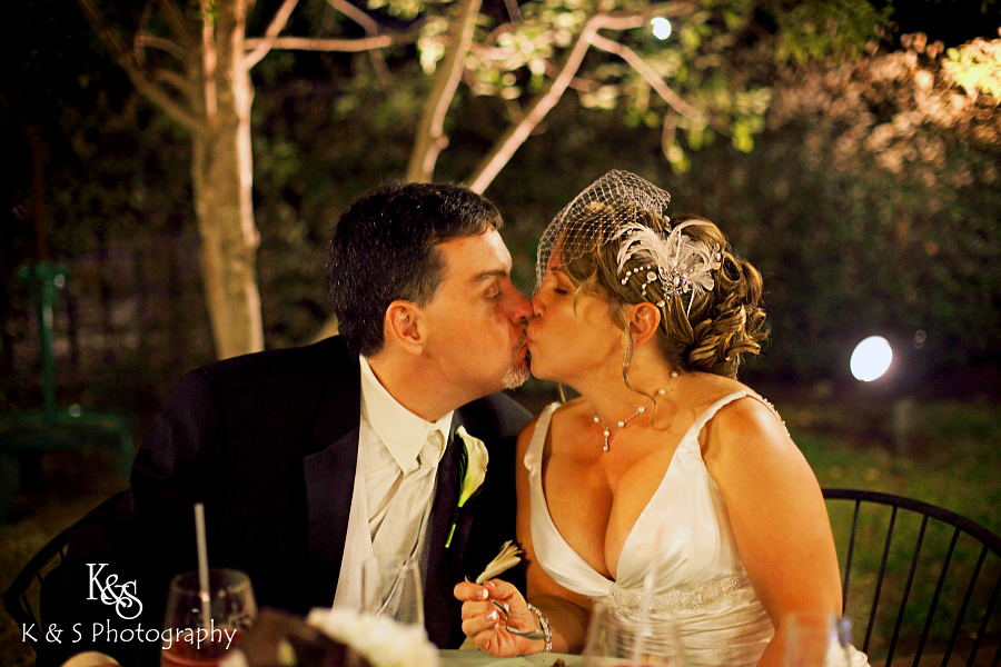 Eric and Randi's Wedding at La Buena Vida Vineyards in Grapevine Sneakpeak. Photographys by Dallas Wedding Photographers, K & S Photography