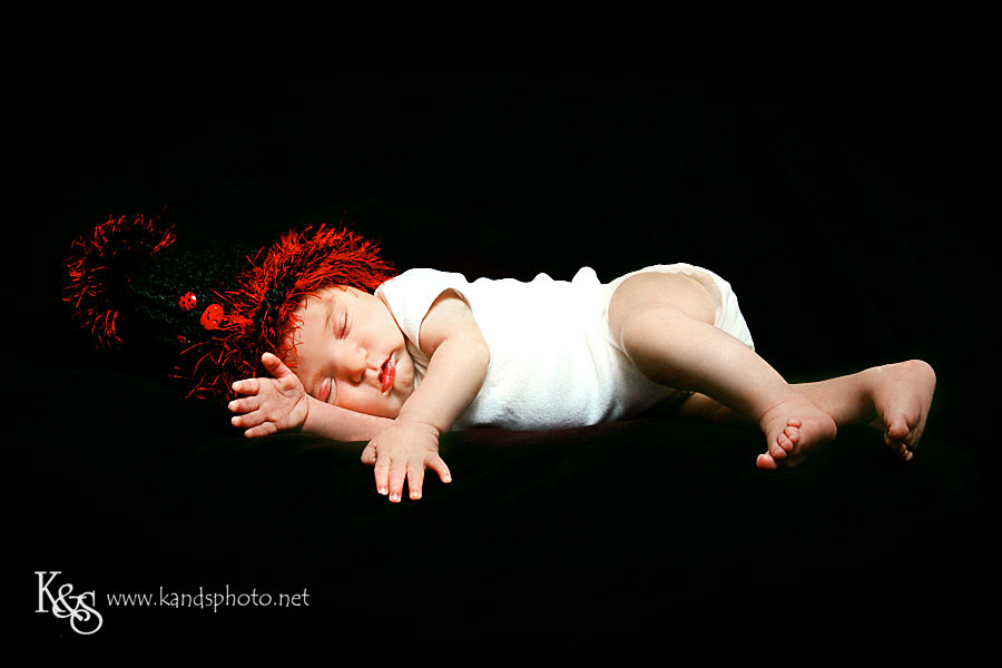 Bella's Newborn Pictures. Photographs by Dallas Portrait Photographers, K & S Photography