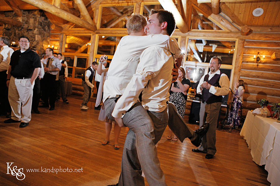 Family Pictures at My Cousin's Wedding in Colorado | Dallas Wedding Photographers