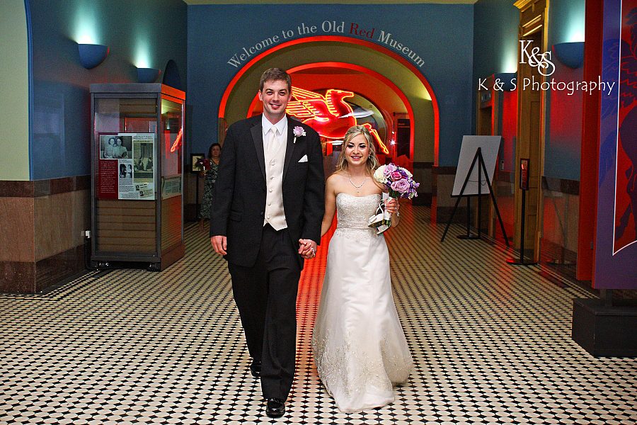 Dan and Laura's Wedding at Old Red Museum in Dallas by Dallas Wedding Photographer, K & S Photography
