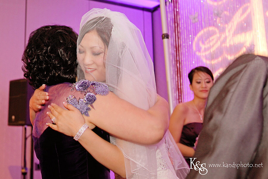 Dallas Wedding Photographers - Philip and Amy's Wedding at the W Hotel