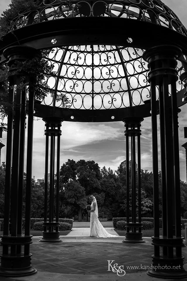 dallas bridal photographer turtle creek