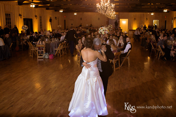 Hidden Springs Wedding by Dallas Wedding Photographers - K & S P