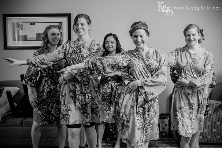 Clark Gardens Wedding in Weatherford by Dallas Wedding Photographers - K & S Photography