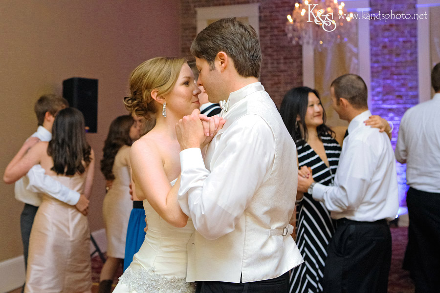 Dallas Wedding Photographers - K & S Photography