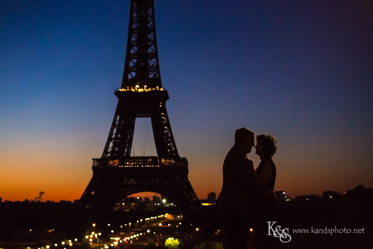 eiffel tower anniversary wedding photos-1