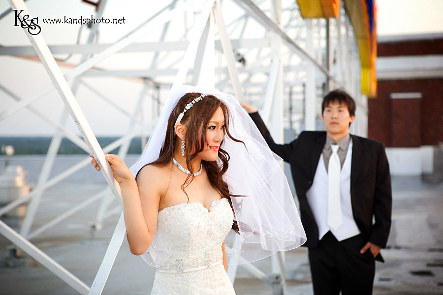 Dallas Wedding Photographers - Philip and Amy's Wedding Portrait Session