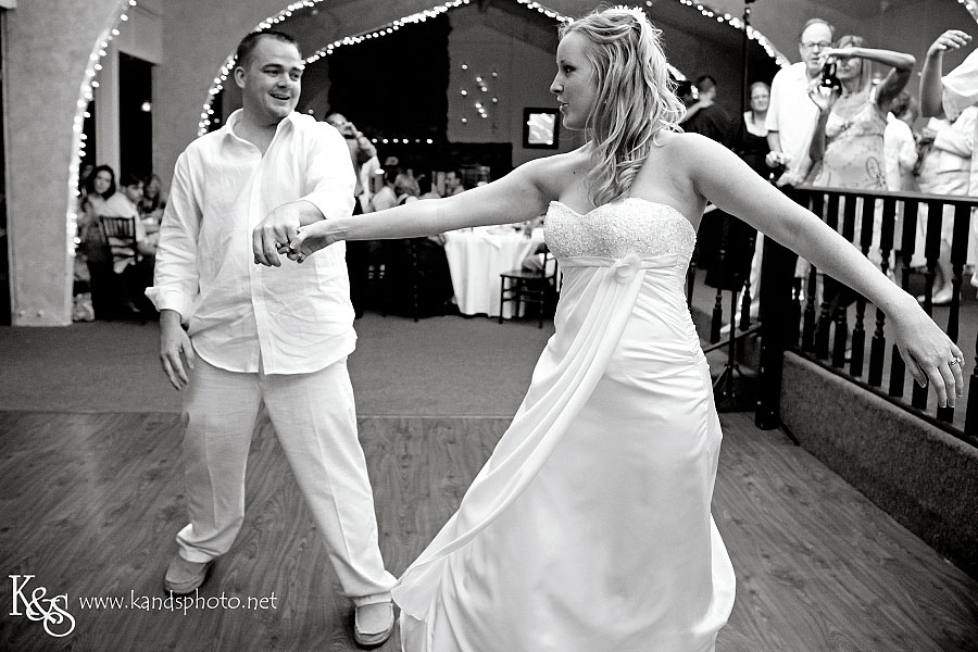 Dallas Wedding Photographers - Matt and Megan's Wedding at Paradise Cove